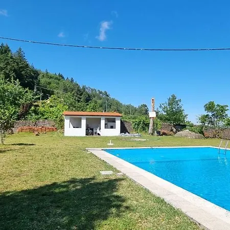 Moradia No Geres - O Africanista